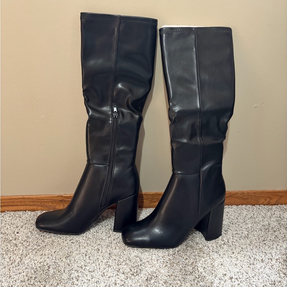 NIB Madden Girl Windsor Black Heeled Boots. Size 8.